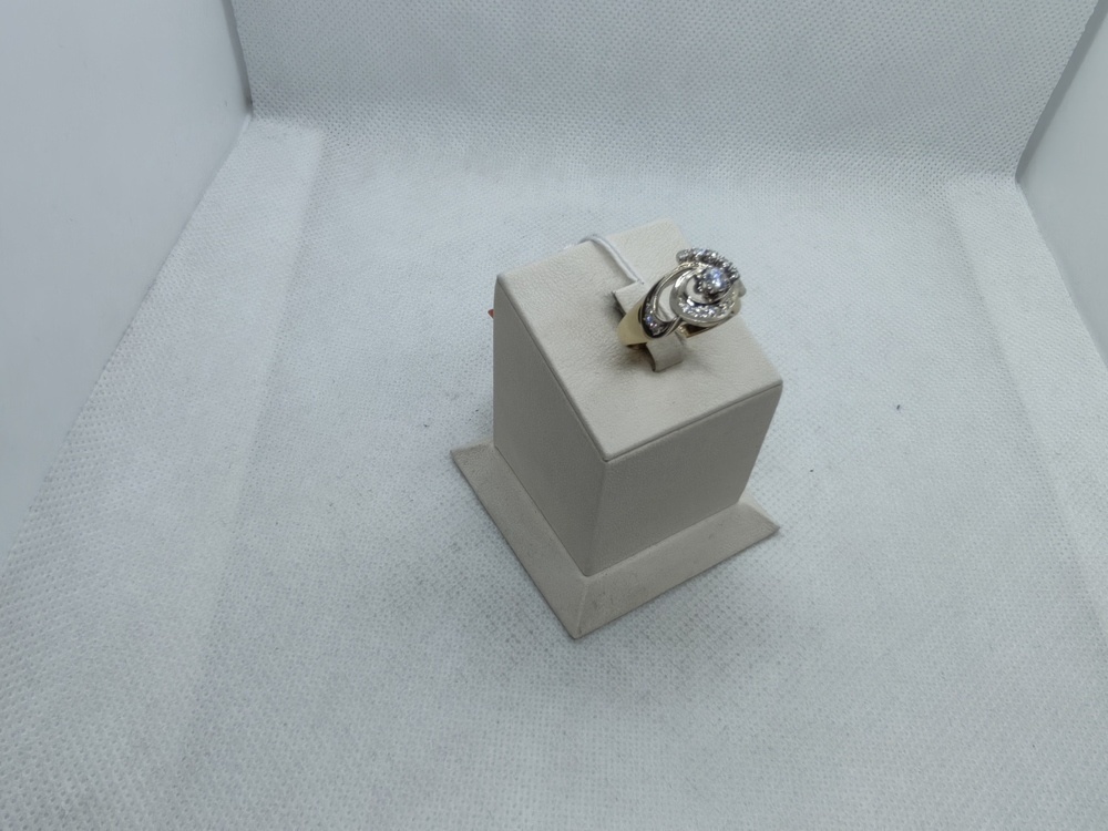КОЛКМИ585 КОЛЬЦО С КАМНЯМИ (Au 585)