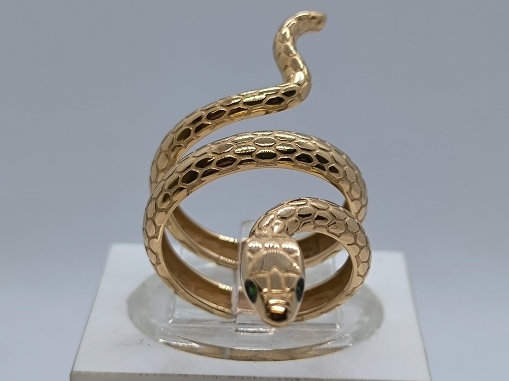 КОЛЬЦО С КАМНЯМИ (Au 585)