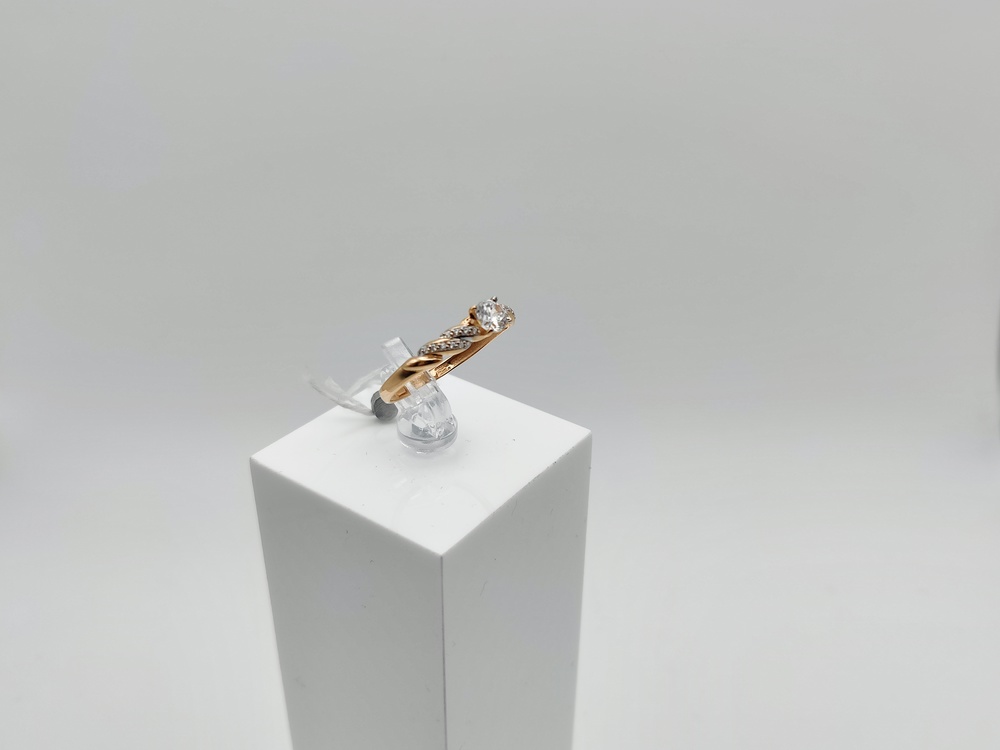 КОЛКМИ375 КОЛЬЦО С КАМНЯМИ (Au 375)