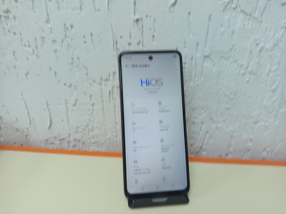 Смартфон Tecno Spark 20C 4/128