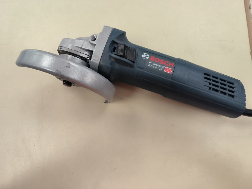 Угловая шлифмашина Bosch GWS 9-125 PROFESSIOHAL
