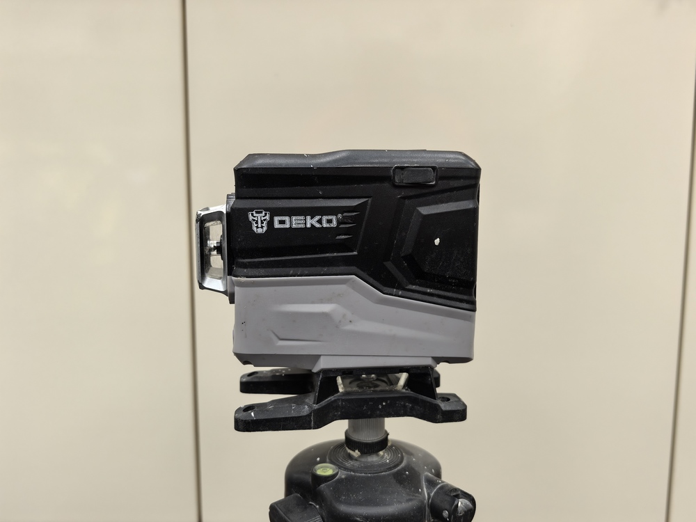 Нивелир Deko DKLL16