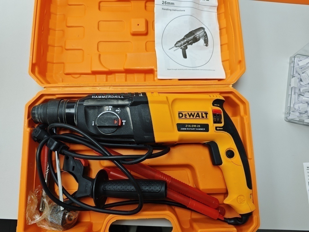 Перфоратор Dewalt Z1A-DW-26