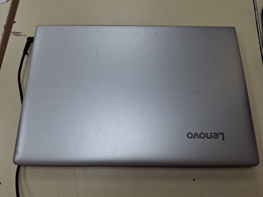 Ноутбук Lenovo; Pentium N4200, Intel HD Graphics 505, 4 Гб, Нет, 500 Гб