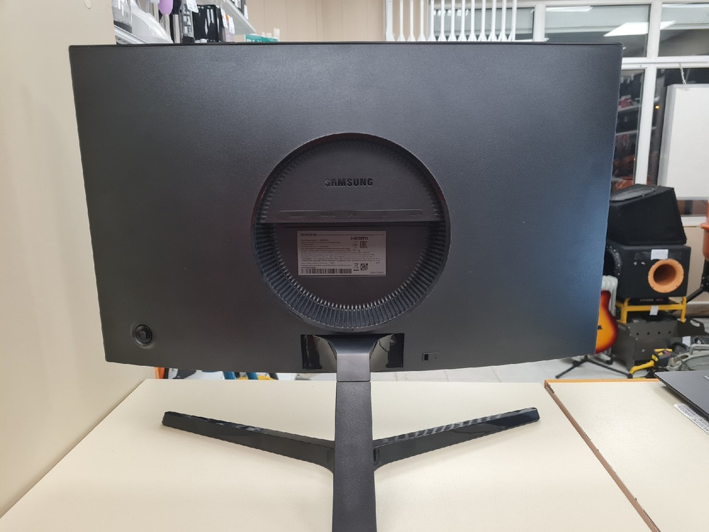 Монитор Samsung c24rg50fzi
