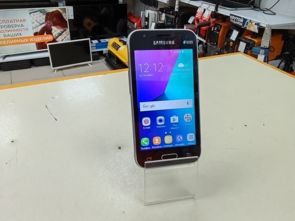 Смартфон Samsung Galaxy J1 Mini