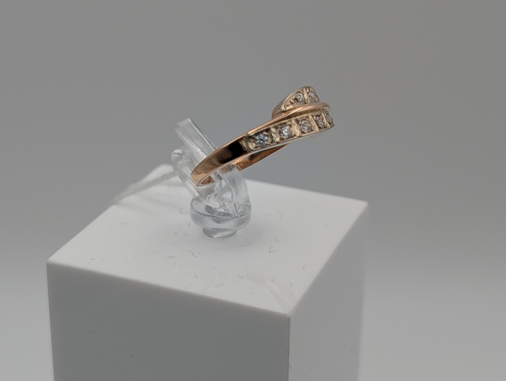 КОЛЬЦО С КАМНЯМИ (Au 585)