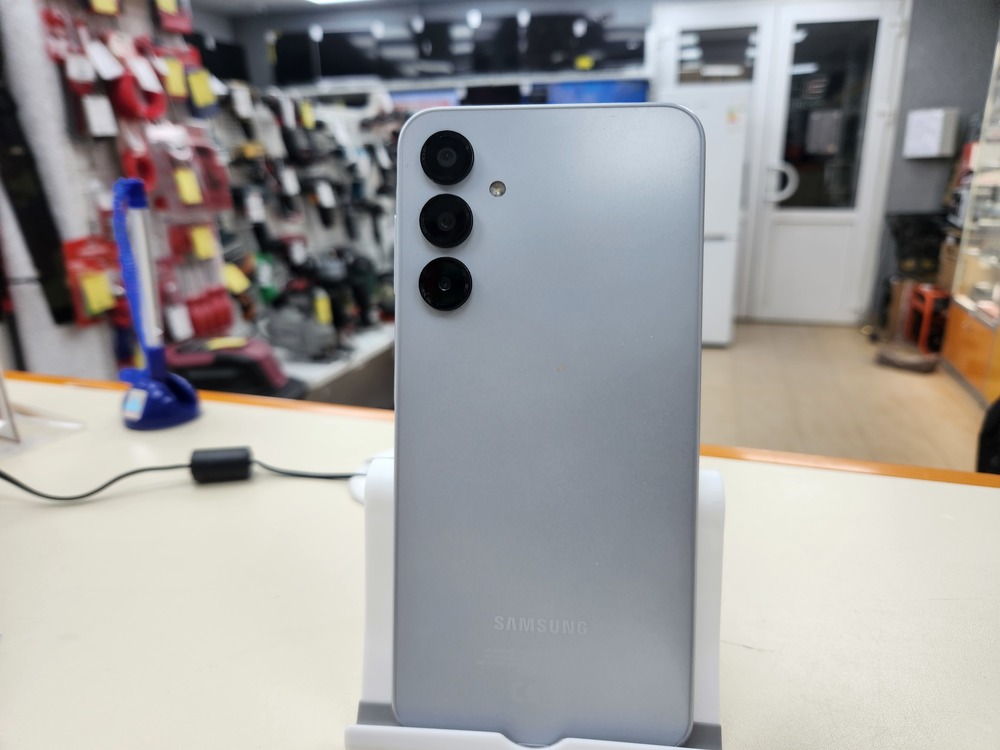 Смартфон Samsung Galaxy A16 4/128