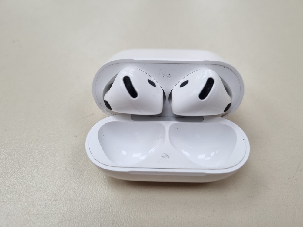 Смарт-часы Apple Watch Series 3 42 мм