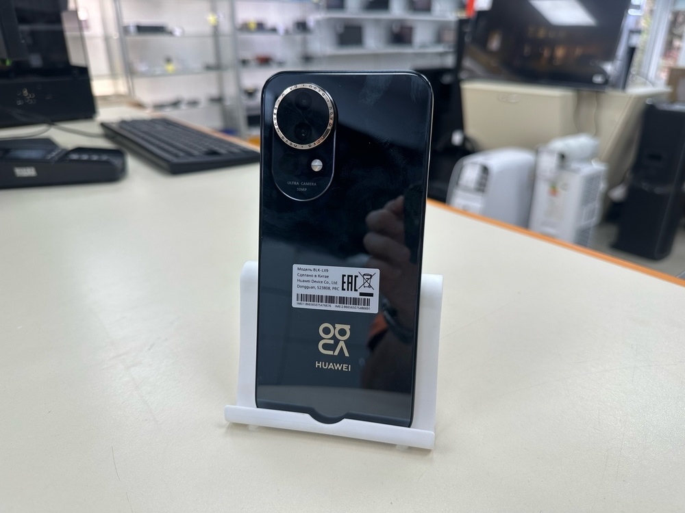 Смартфон Huawei Nova 13 12/512