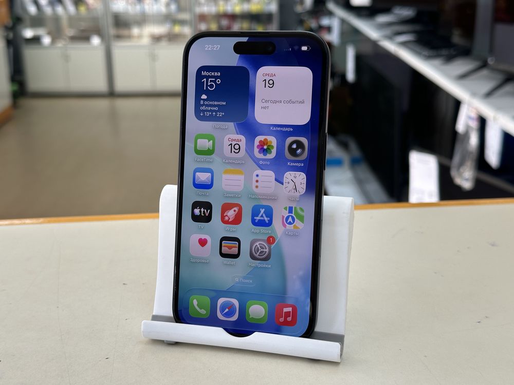 Смартфон Apple Iphone 16 128Gb