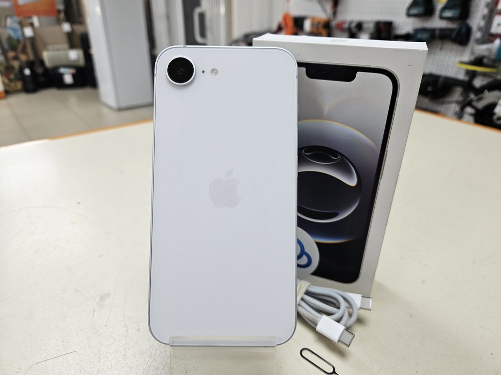 Смартфон Apple Iphone 16E 128Gb