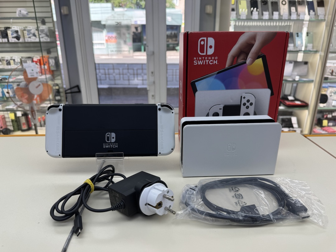Игровая приставка Nintendo Switch Oled