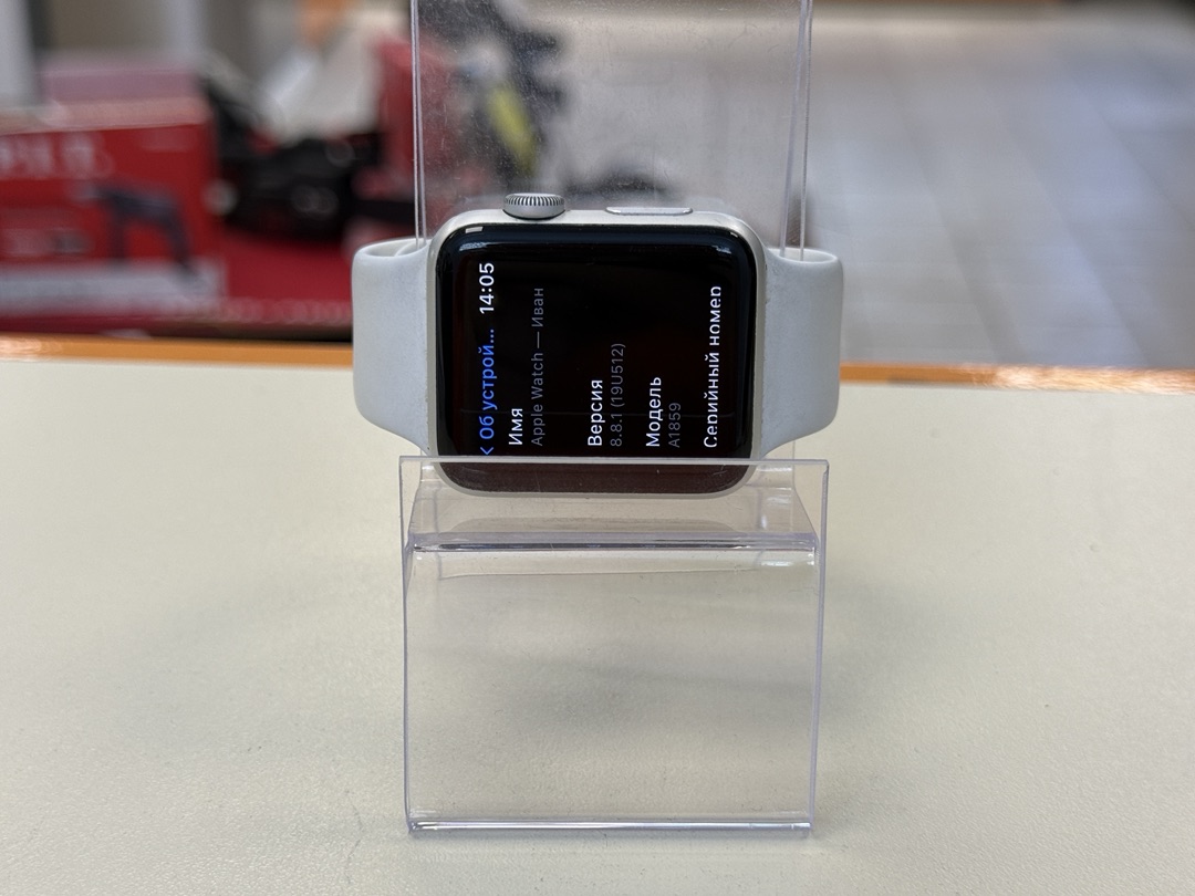 Смарт-часы Apple Watch Series 3 42 мм