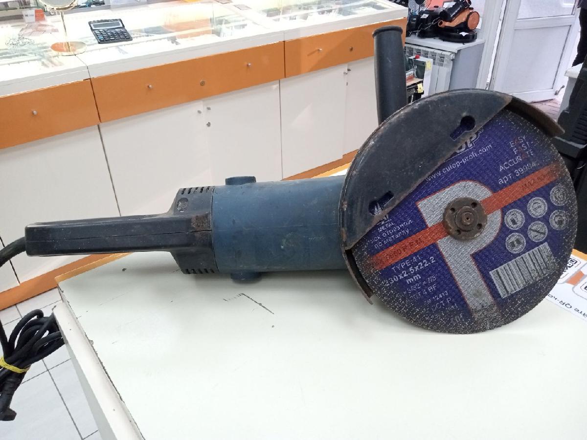 Угловая шлифмашина Uragan MWS-230-2350-S