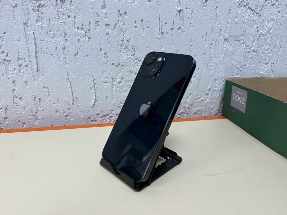 Смартфон Apple iPhone 13 128Gb