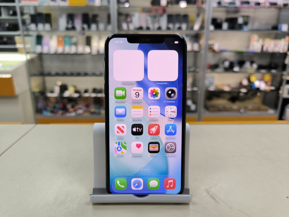 Смартфон Apple iPhone 11 Pro Max 64Gb