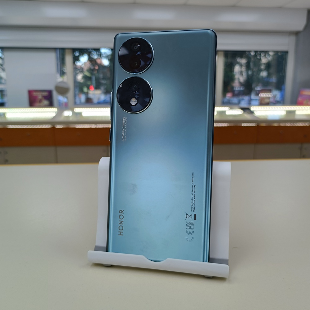 Смартфон Honor 70 8/128