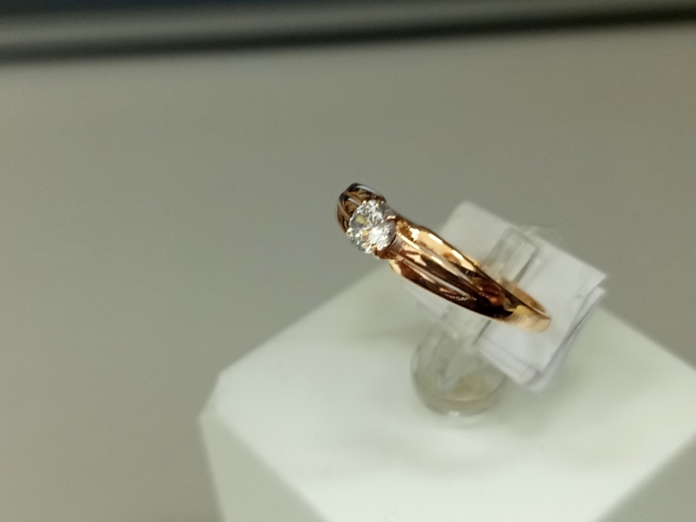 КОЛЬЦО С КАМНЕМ (Au 585)