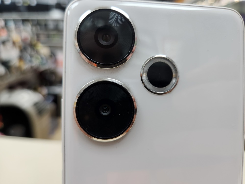 Смартфон Xiaomi POCO F6 16/512