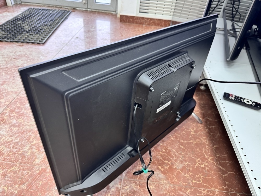 LED Телевизор Dexp A321