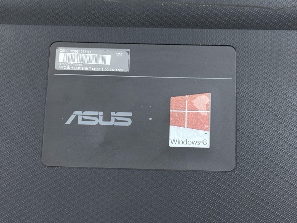 Ноутбук ASUS X75V; Core i5-3230M, GeForce GT 720M, 8 Гб, Нет, 750 Гб