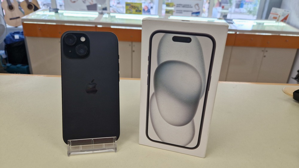 Смартфон Apple Iphone 15 128Gb