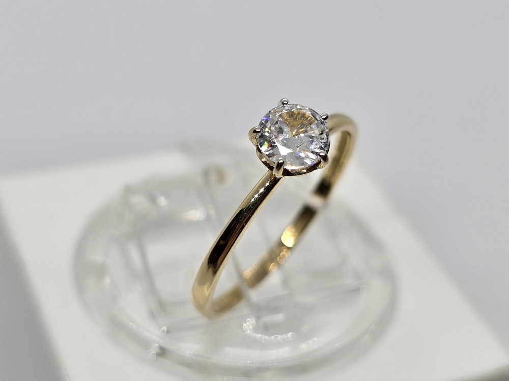 КОЛКМ585 КОЛЬЦО С КАМНЕМ (Au 585)