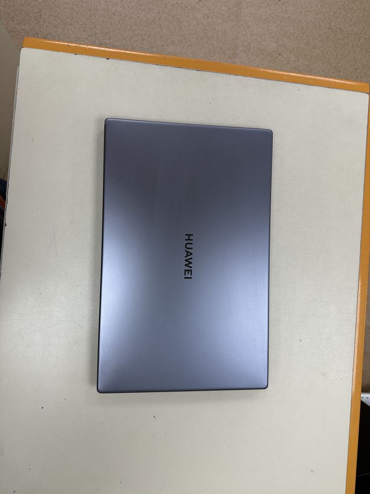 Ноутбук Huawei MateBook D 15 BOD-WXX9; I3-1115G4, Intel HD Graphics 610, 8 Гб, 240 Гб, Нет