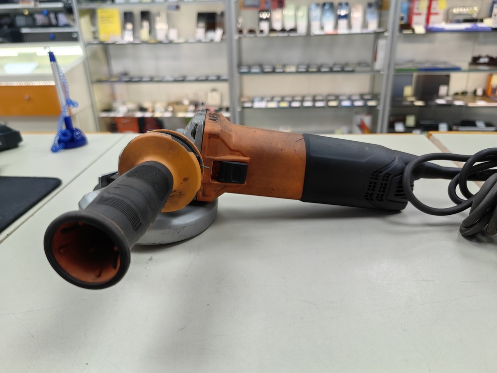 Угловая шлифмашина AEG WS 13-125XE