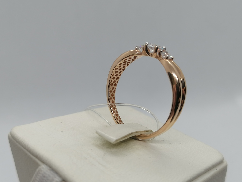 КОЛЬЦО С КАМНЯМИ (Au 585)