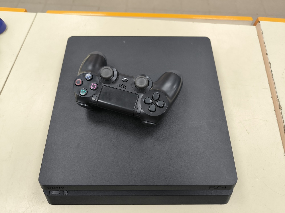 Игровая приставка PlayStation 4 Slim 500GB