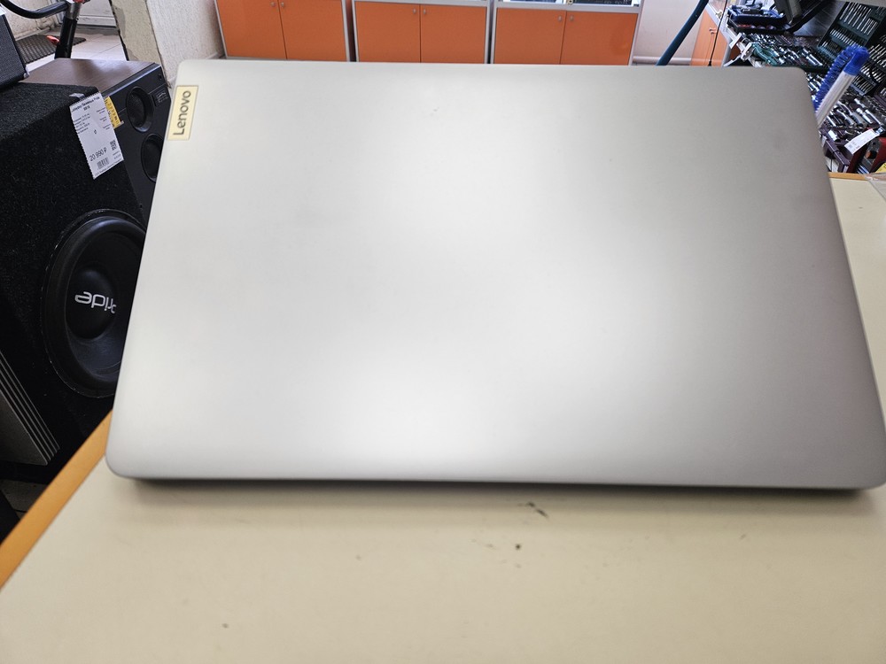 Ноутбук Lenovo V15 G4 AMN; Ryzen 5 7520U, AMD Graphics, 8 Гб, 512 GB, Нет