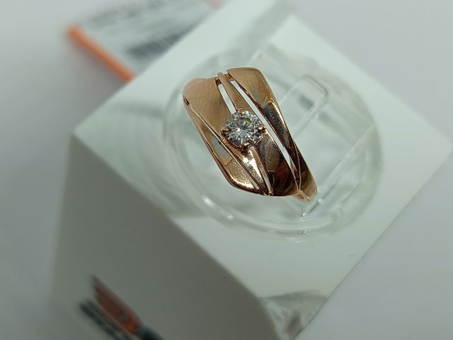 КОЛКМ585 КОЛЬЦО С КАМНЕМ (Au 585)