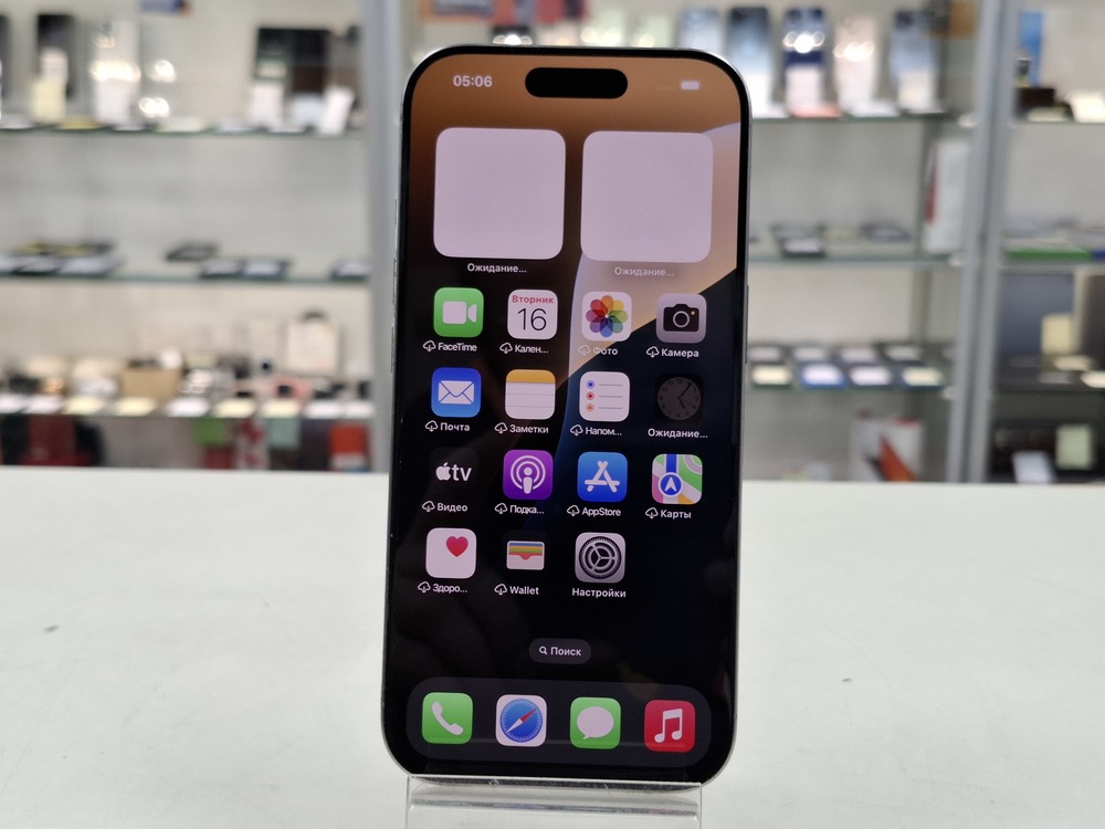 Смартфон Apple Iphone 16 Pro 256Gb