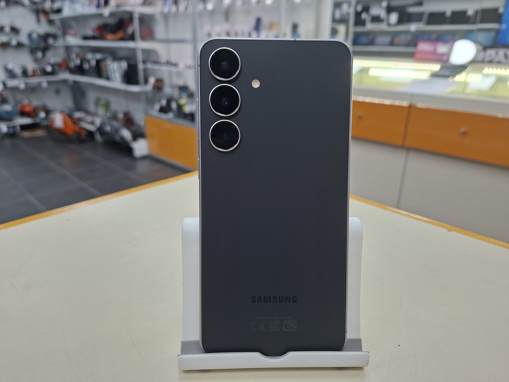 Смартфон Samsung Galaxy S25FE 8/512
