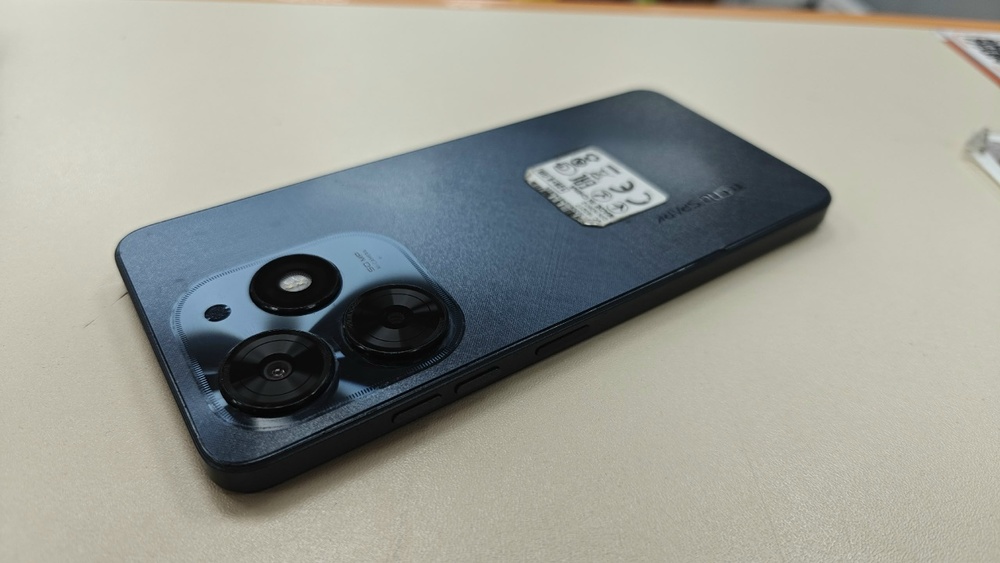 Смартфон Tecno Spark 20C 4/128