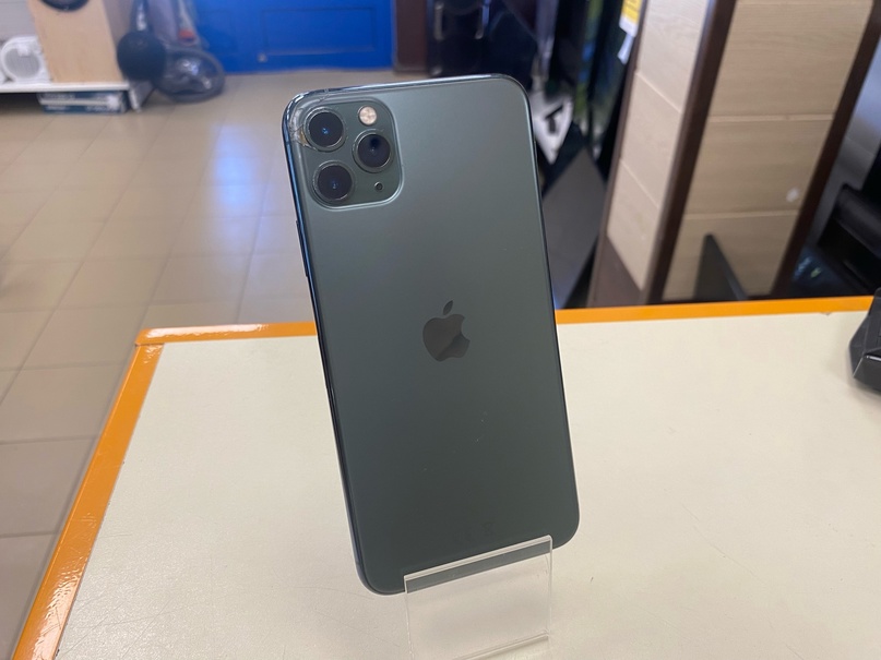 Смартфон Apple iPhone 11 Pro Max 64Gb