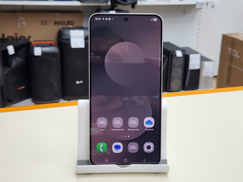 Смартфон Samsung Galaxy S25 FE 8/256