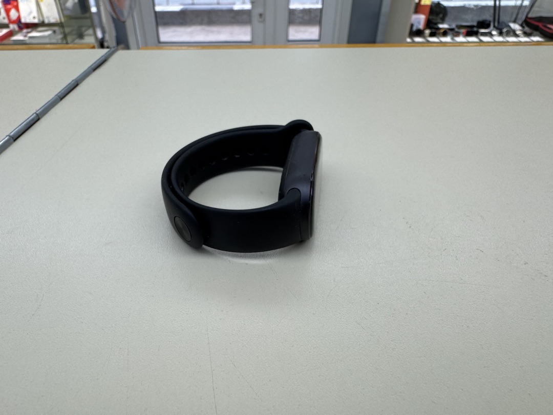 Фитнес-браслет Xiaomi Smart Band 10