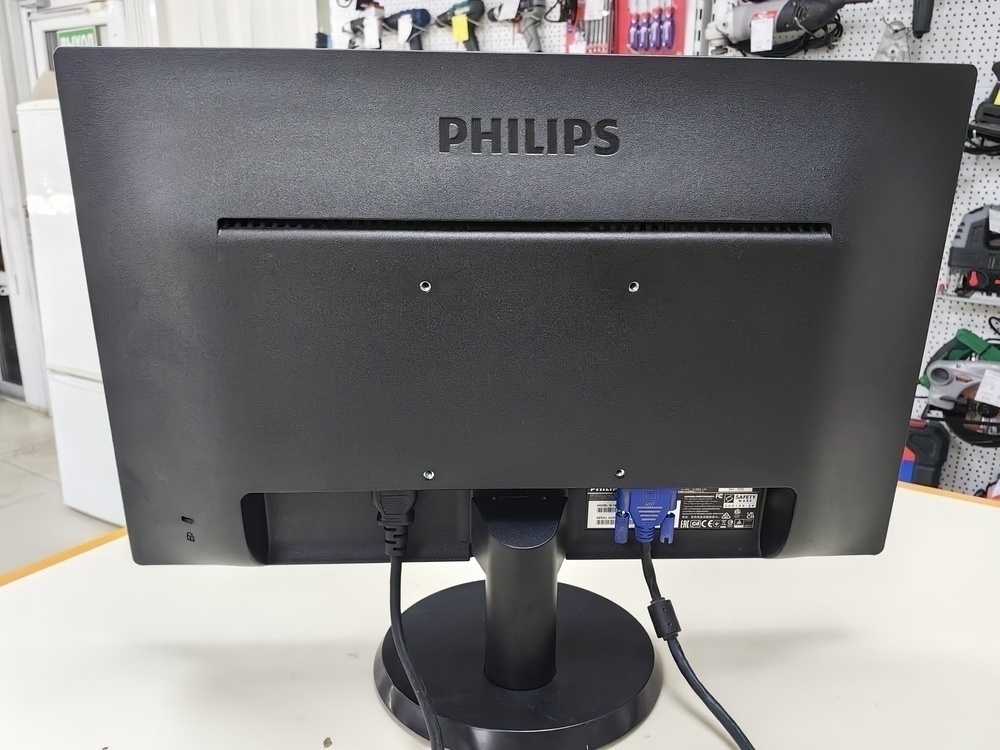 Монитор Philips 193V