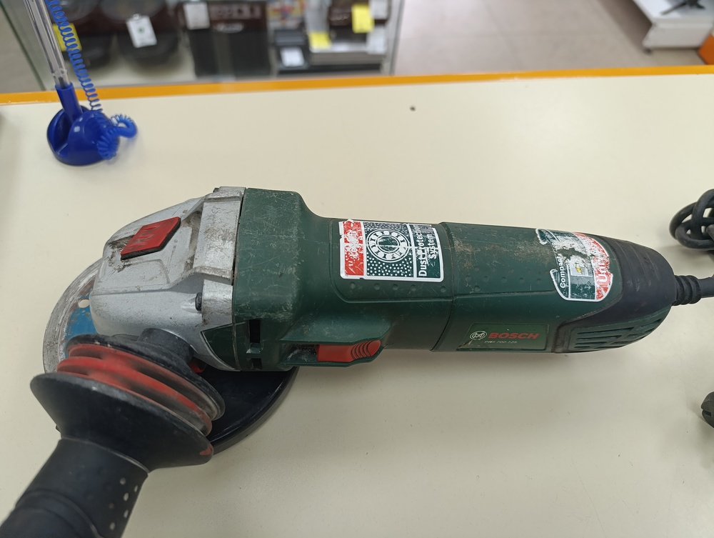 Угловая шлифмашина Bosch PWS 700-125