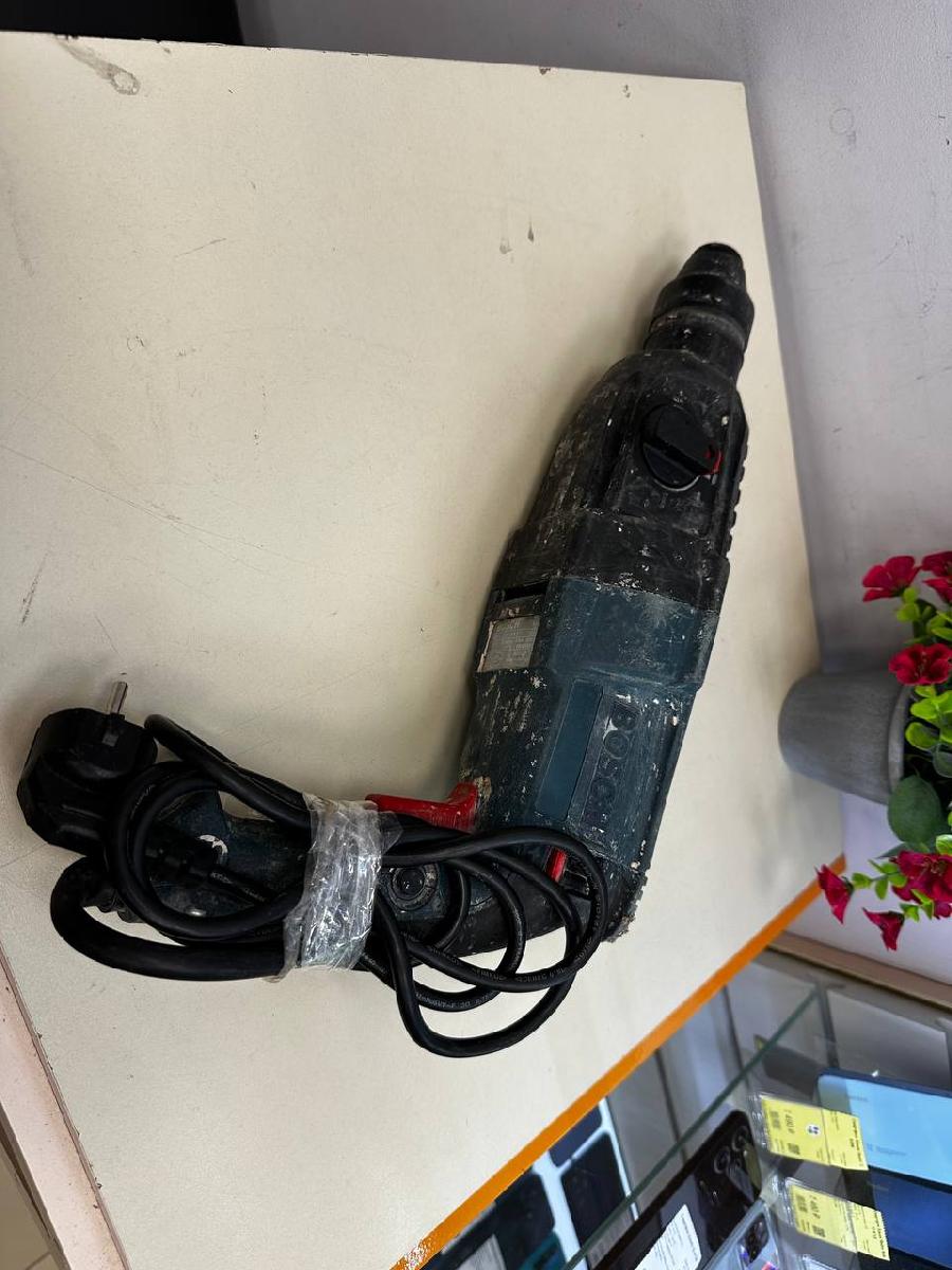 Перфоратор Bosch GBH 2-26 DRE;