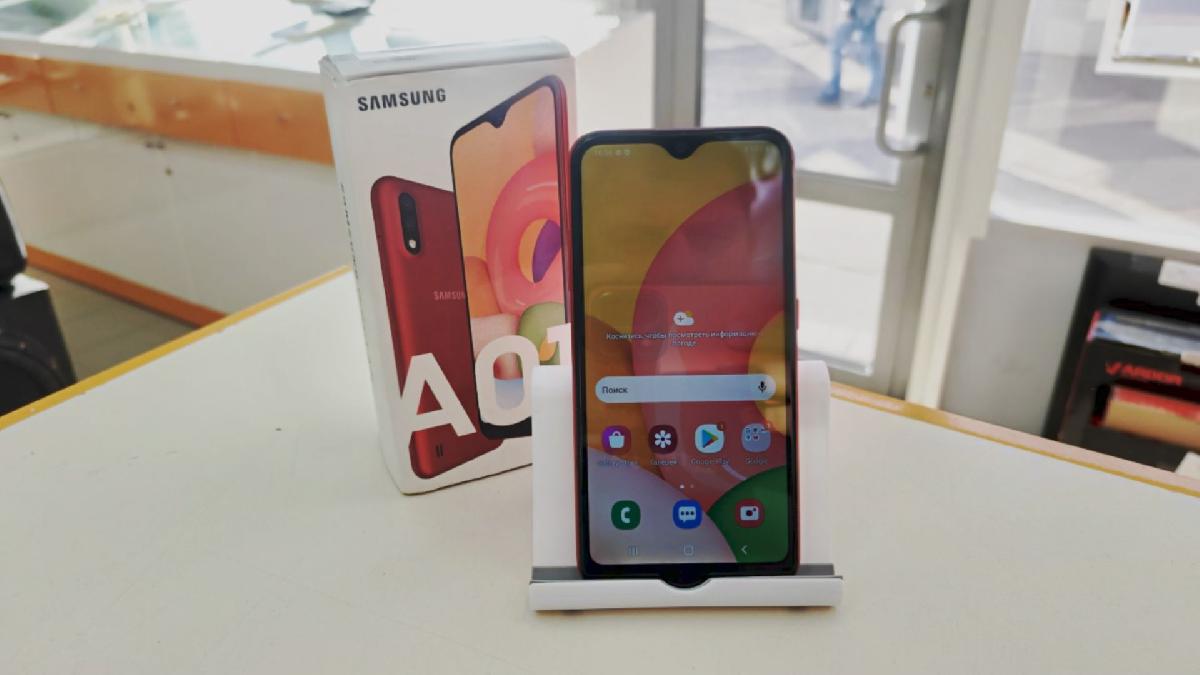 Смартфон Samsung Galaxy A01 Core 2/16