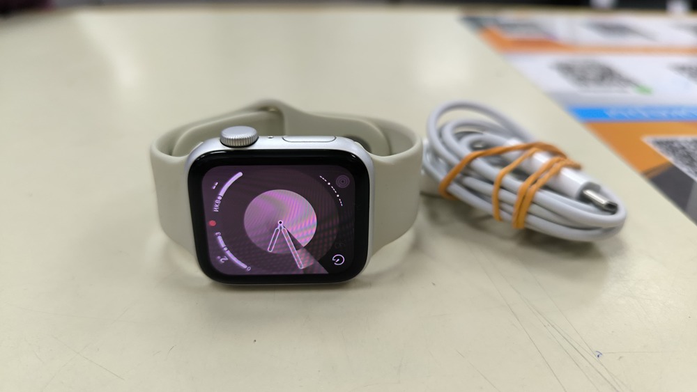 Смарт-часы Apple Watch SE 2022 40mm