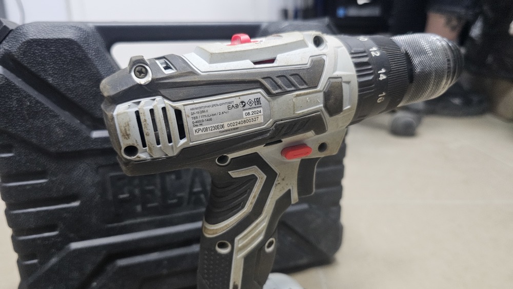 Шуруповерт Ресанта ДА-18-2ЛК