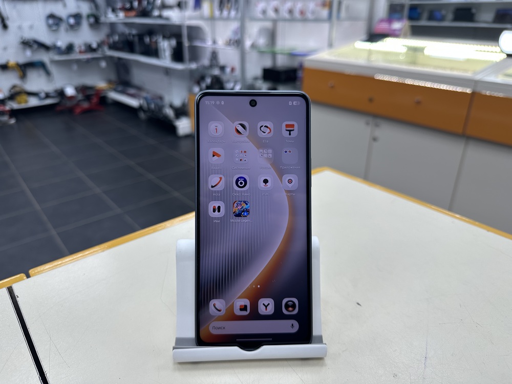 Смартфон Tecno Pova 7 5G 8/128