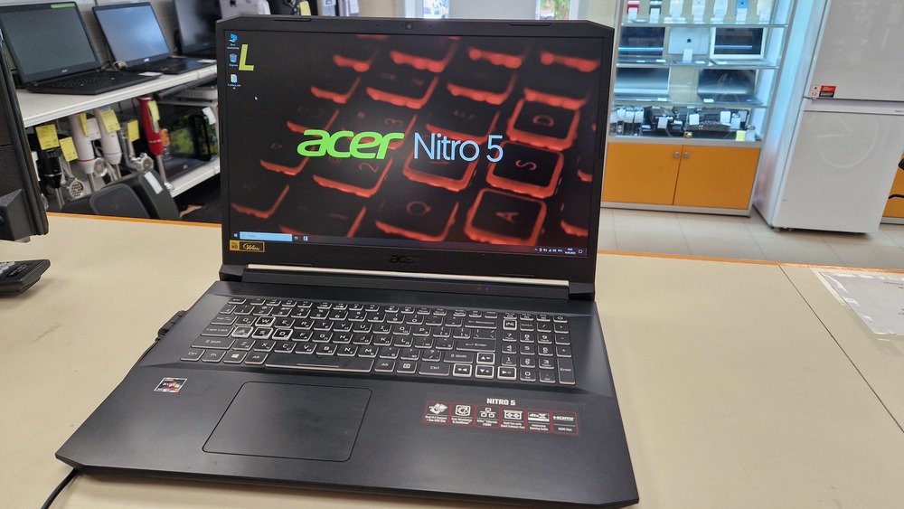 Ноутбук Acer Nitro 5; Ryzen 7 5800H, GeForce RTX 3070, 32 Гб, 1 Tb, Нет