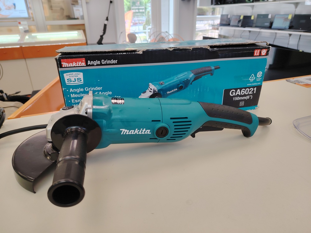 Угловая шлифмашина Makita GA6021C