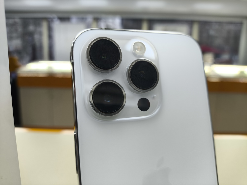 Смартфон Apple Iphone 14 Pro 128Gb